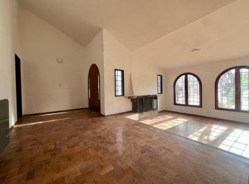 Casa de 5 ambientes, Córdoba · Urca Alquiler Casa en Pb 3 Dor. Cochera