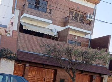 Casa de 1 ambiente, Mataderos · Triplex en Barrio Naon