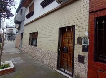 Casa de 5 ambientes, Mataderos · # Mira Esto # 5 Amb # Patio # Terraza # m Centro Comercial