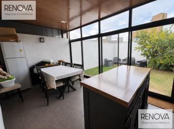 Casa · 180m² · 6 Ambientes · 2 Cocheras · Excelente Duplex en Claros del Bosque!
