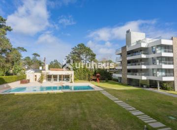 Foto1 · Alquiler Apartamento Dos Dorm. Punta del Este Edificio Rincon del Bosque