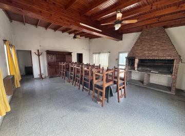 PH · 150m² · 5 Ambientes · PH en Venta de 5 Ambientes en San Carlos, con Balcón y Quincho