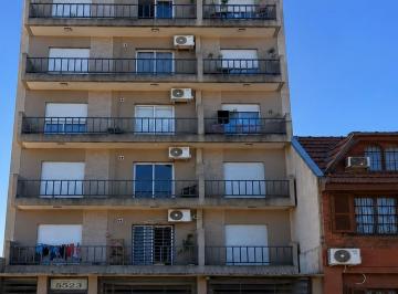Departamento · 54m² · 3 Ambientes · Venta Departamento 3 Ambientes Villa Bosh Centro