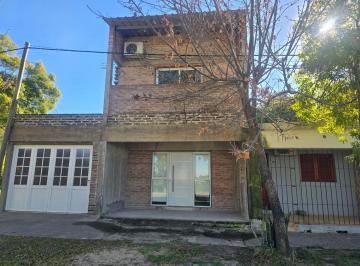 Casa · 139m² · 6 Ambientes · 1 Cochera · Se Vende Casa en Avellaneda