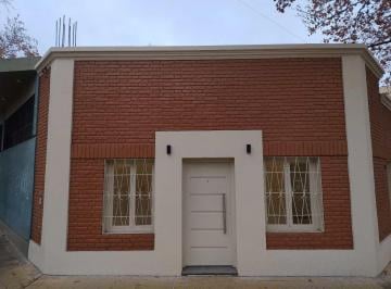 Local comercial · 60m² · Venta de Local Céntrico de 60 m², en Capital