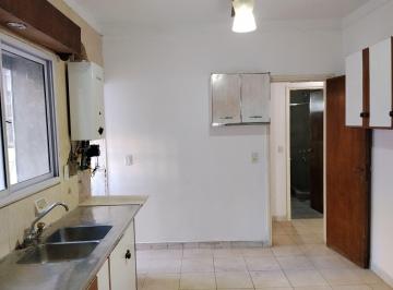 Departamento · 70m² · 4 Ambientes · Departamento - Martin