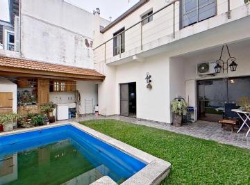 Casa · 165m² · 5 Ambientes · 1 Cochera · Casa Venta Florida 5 Amb Cochera Jardin Pileta