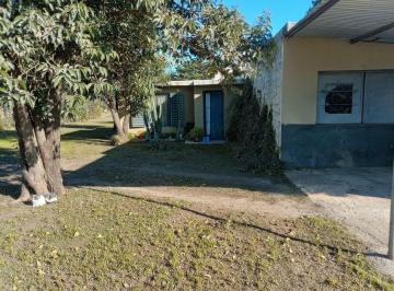 Casa · 111m² · 3 Ambientes · 2 Cocheras · Venta de Casa en Despeñadero 2 Dormi Gran Terreno