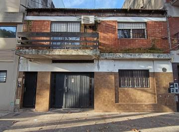PH · 140m² · 4 Ambientes · Venta PH 4 Amb con Patio y Terraza en Saavedra