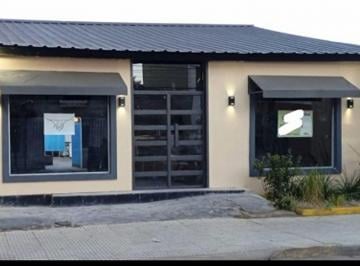 Local comercial · 150m² · Local en Venta - Centro de Pilar