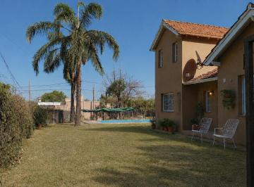 Casa de 3 ambientes, San Lorenzo · Casa en Alquiler en Villa San Lorenzo