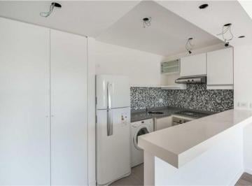 Departamento · 52m² · 2 Ambientes · 1 Cochera · Venta Departamento 2 Amb, Patio, Pque Patricios