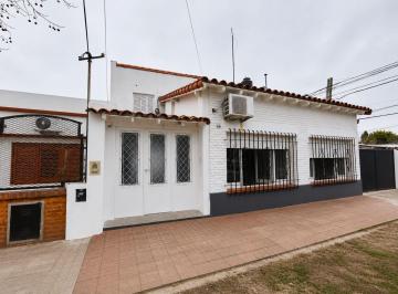 PH · 44m² · 2 Ambientes · 1 Cochera · Venta PH 2 Amb. Reciclado Remedios de Escalada