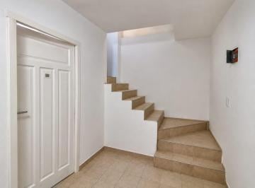 PH · 51m² · 2 Ambientes · Venta PH 2 Amb Primer Piso por Escalera Apto Cred.