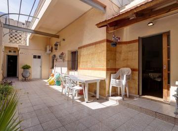 Casa · 130m² · 4 Ambientes · Casa 4 Amb Lote Propio C/ Terraza - Venta / Boedo