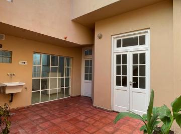 PH · 74m² · 3 Ambientes · PH 3 Amb Refaccionado C/ Patio en Villa Santa Rita