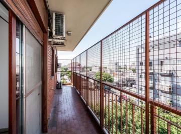 Departamento · 74m² · 4 Ambientes · 1 Cochera · Venta 4 Amb - Balcón - Cochera - Baulera - V. Pueyrredón
