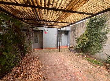 Casa · 66m² · 3 Ambientes · 1 Cochera · Duplex en Venta La Plata 2 Dorm.
