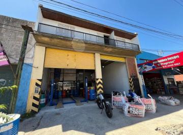Local comercial · 284m² · Venta Local Comercial y Departamento en Block