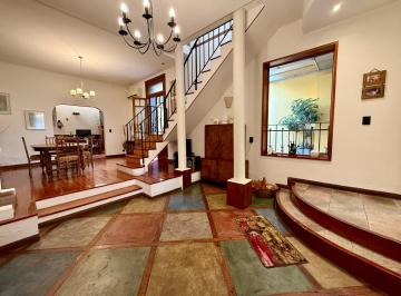 Casa · 177m² · 4 Ambientes · 2 Cocheras · Venta Casa 4 Ambientes Villa Crespo