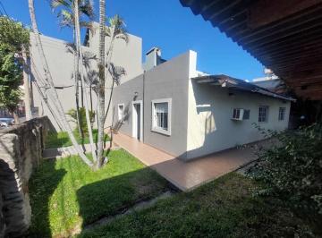 Casa · 100m² · 4 Ambientes · 1 Cochera · Venta de Casa en Corrientes Capital