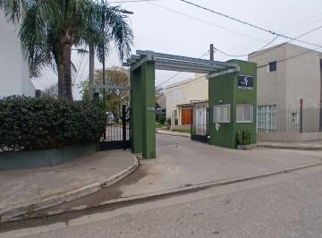 Casa · 100m² · 5 Ambientes · 1 Cochera · Venta Casa 3 Dorm. B° Cerrado Los Boulevares