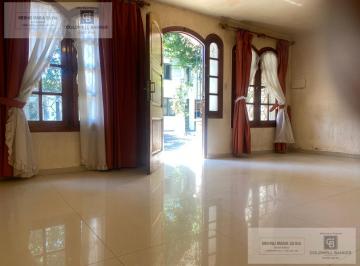 Casa · 275m² · 9 Ambientes · 2 Cocheras · Espectacular Casa Mas Departamento Interno a La Venta en La Sexta Sección Ciudad