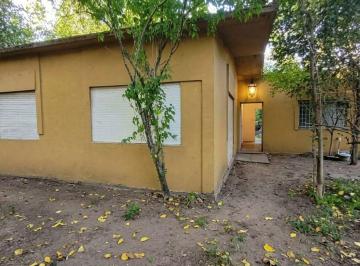 Quinta vacacional · 2 Dormitorios · Venta Quinta Amplio Terreno Virrey del Pino