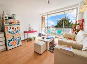 Departamento · 46m² · 2 Ambientes · Departamento en Venta en San Telmo con Balcón