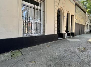 PH · 63m² · 5 Ambientes · Departamento de Pasillo en Barrio Abasto - Rosario