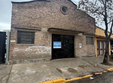 Bodega-Galpón · 140m² · Galpón en Alquiler