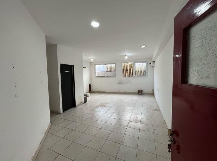 Oficina comercial · 32m²