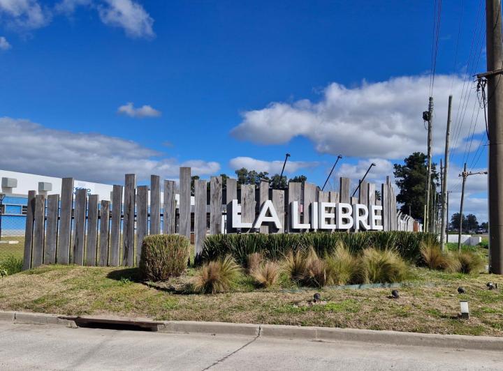 Terreno · 600m²