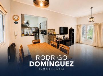 Casa · 100m² · 4 Ambientes · 1 Cochera · Casa Chalet en Venta en Banfield Oeste, Banfield, Lomas de Zamora