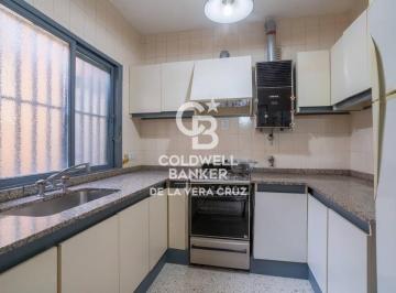 PH · 94m² · 7 Ambientes · 1 Cochera · Barrio San Roque - Casa en Planta Baja