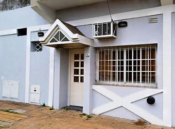 PH · 42m² · 2 Ambientes · Venta PH 2 Amb - S/expensas - 46 m² - Apto Credito