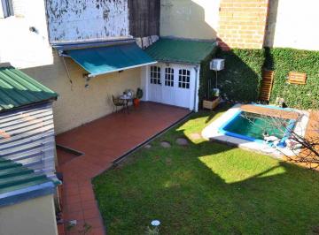 Casa · 250m² · 5 Ambientes · 3 Cocheras · Casa Venta 5 Ambientes Castelar Norte Apta Credito