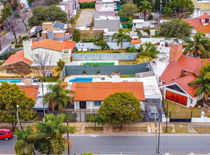 Casa · 197m² · 4 Ambientes · 1 Cochera