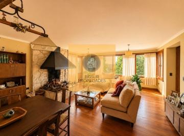Casa · 600m² · 8 Ambientes · 1 Cochera · Casa en Venta Las Margaritas