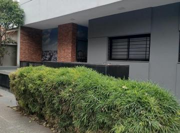 Departamento · 45m² · 2 Ambientes · Departamento en Planta Baja Al Frente en Alto Alberdi - Alquiler