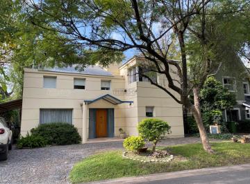 Casa · 150m² · 4 Ambientes · 1 Cochera · Casa Quinta en Venta en Los Angeles, Pilar, G. B. a. Zona Norte