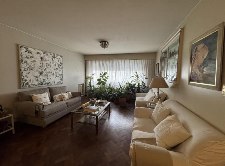 Departamento · 118m² · 6 Ambientes · 1 Cochera
