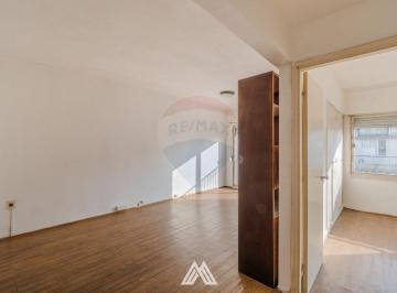 Departamento · 39m² · 2 Ambientes · Apartamento Alquiler en El Centro de un Dormitorio