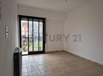 Departamento · 45m² · 3 Ambientes · Departamento en Alquler en La Plata de 2 Dorm.