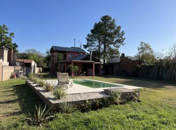 Casa · 150m² · 5 Ambientes · 1 Cochera · Alquiler Casa Amoblada en Villa California