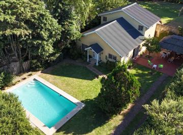 Casa · 155m² · 5 Ambientes · 1 Cochera · Excelente Casa en Venta - Inmejorable Ubicación - Maschwitz - Escobar