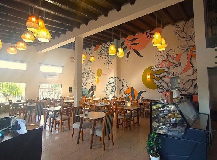 Local comercial · 220m²