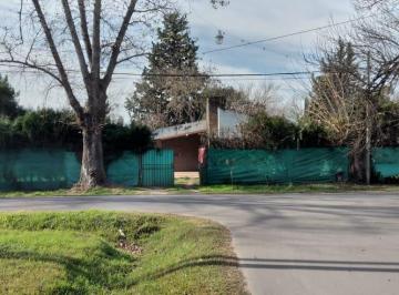 Casa · 112m² · 3 Ambientes · Venta Terreno / Casa en Venta a Reciclar en Funes Zona 1