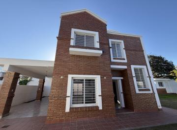Foto · Casa en Alquiler – Argüello | Domingo Albariños 7300