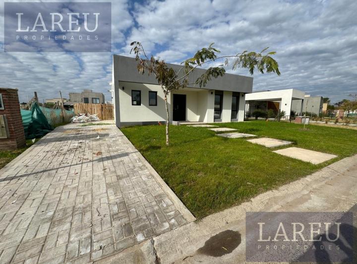 Casa · 128m² · 4 Ambientes